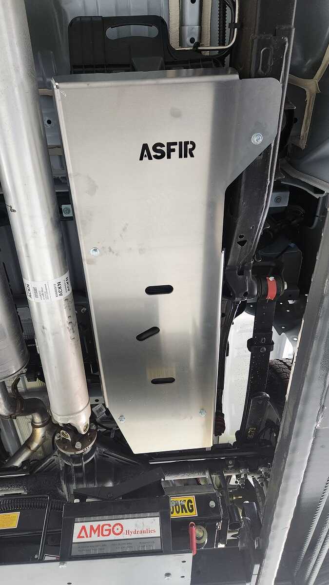 Silverado & Sierra 1500 Fuel Tank Skid Plate | Crew Cab
