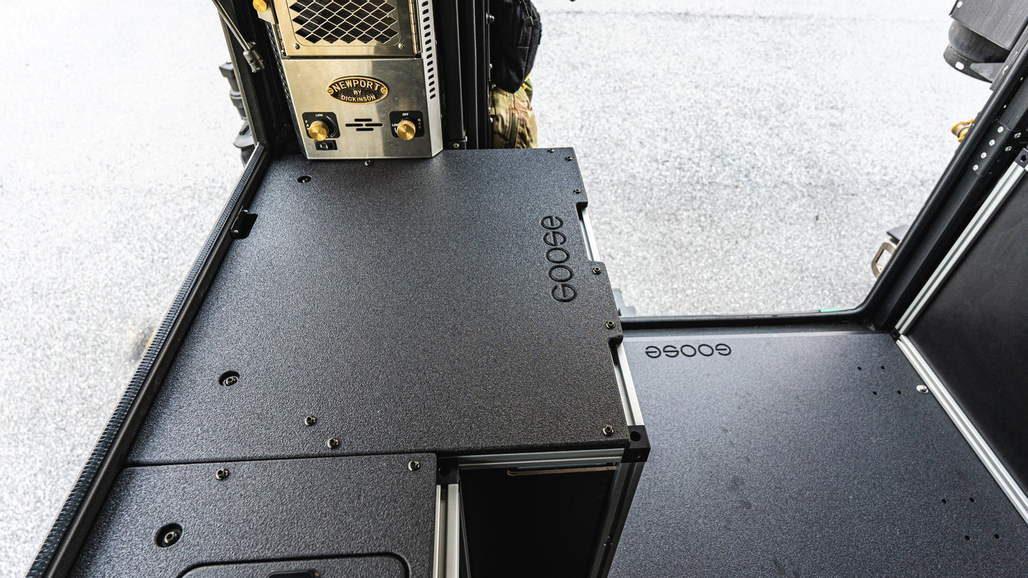 Alu-Cab Canopy Camper V2 - Toyota Tacoma 2005-2023 2nd & 3rd Gen. - Rear Double Drawer Module - 5' Bed