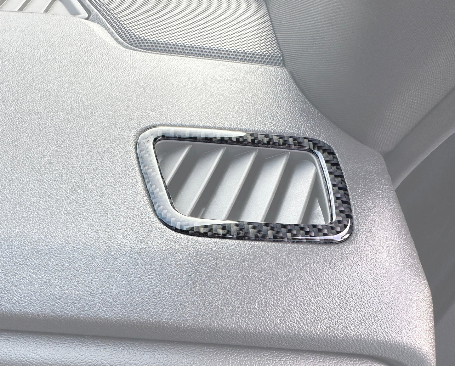 Upper Dash Defrost Vent Accent Trim Fits 2023-2026 Chevrolet Colorado & GMC Canyon