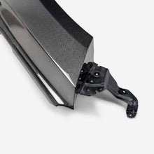 Load image into Gallery viewer, Seibon 2022 Nissan Frontier MB-Style Carbon Front Fibers Pair (2in rise 4in Wider)