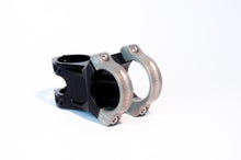 Load image into Gallery viewer, Renthal Apex 35 Handlebar Clamp 60 mm.