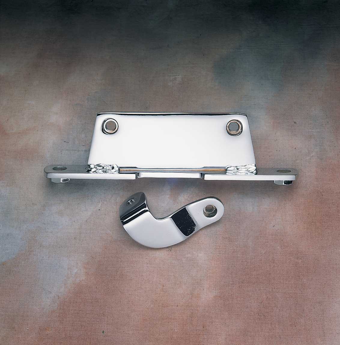 DRAG SPECIALTIES Oil Tank Bracket Set for Softail – Part Number 74022