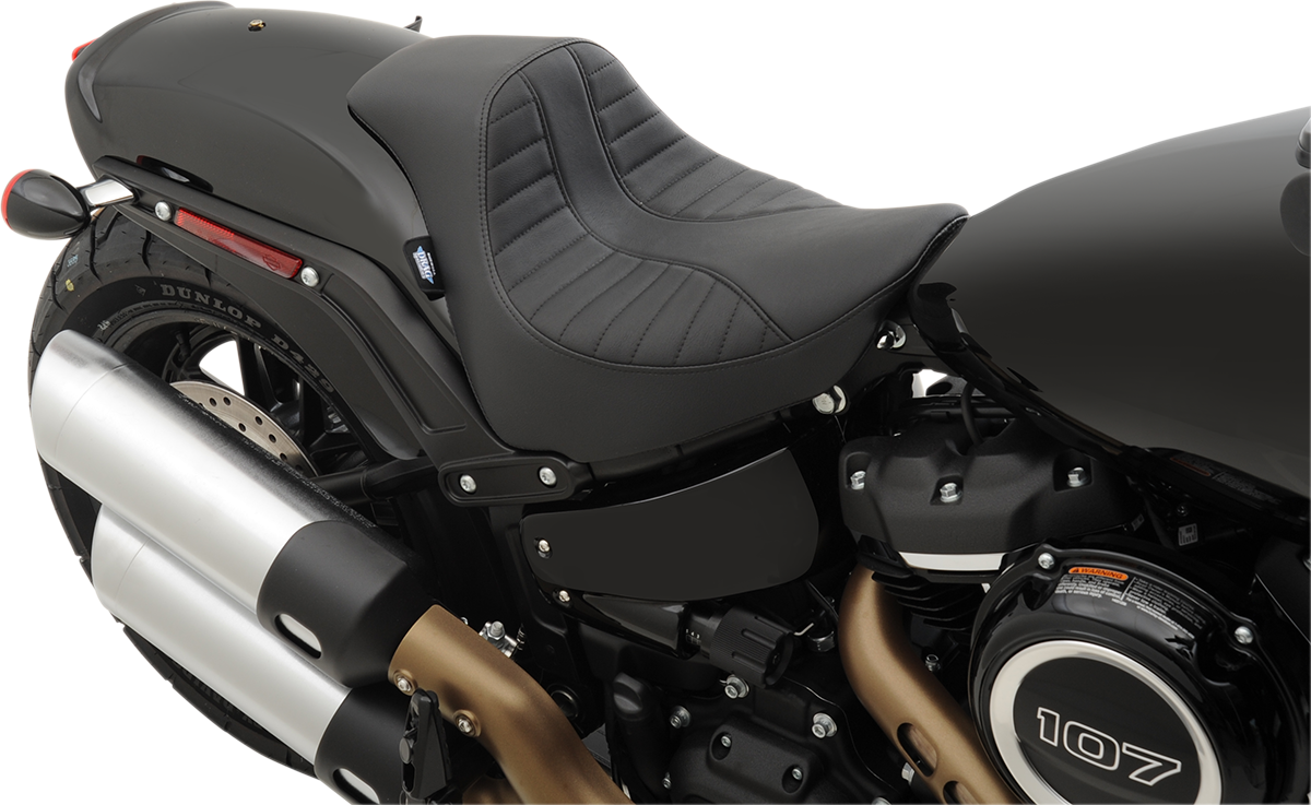 DRAG SPECIALTIES SEATS, Drag Specialties EZ-Solo Seat with Scorpion Stitch for FXFB/S 2018-2022 | Vinyl Comfort and Easy Installation