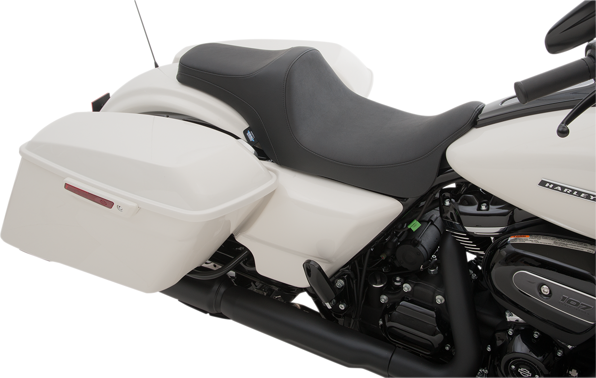 DRAG SPECIALTIES SEATS, Drag Specialties Seats Predator III Seat for Harley-Davidson FL 2008-2023 – Smooth Finish, Narrow Front Design
