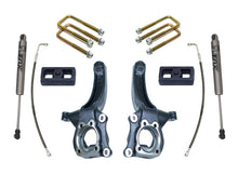 Load image into Gallery viewer, MaxTrac 15-18 Chevrolet Colorado 2WD 4in/2in MaxPro Elite Spindle Lift Kit w/FOX Shocks