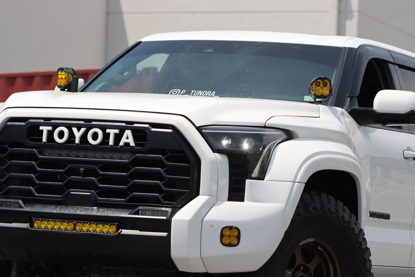 AlphaRex 22-26 Toyota Tundra/Sequoia LUXX-Series LED Projector Headlights Alpha-Black