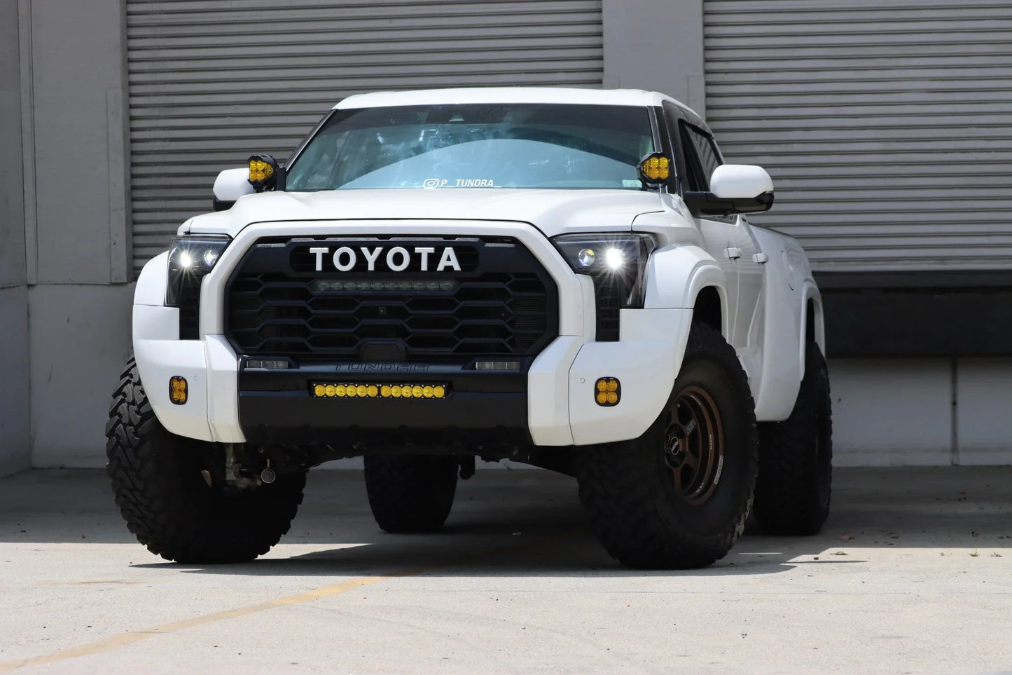 AlphaRex 22-26 Toyota Tundra/Sequoia LUXX-Series LED Projector Headlights Alpha-Black