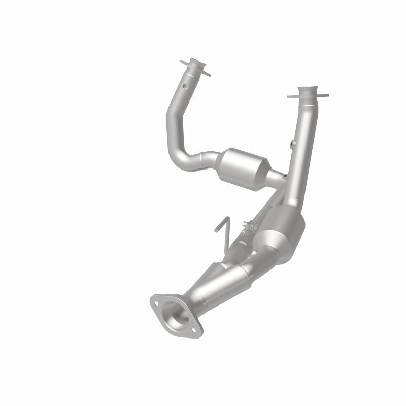 MagnaFlow 05-06 Jeep Grand Cherokee 5.7L Direct Fit Catalytic Converter