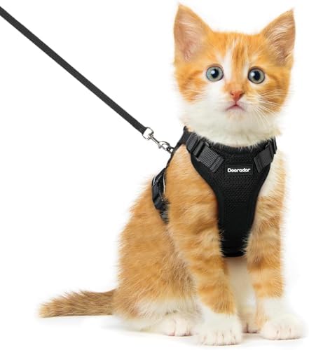 Dooradar Cat Harness and Leash Set, Adjustable and Escape Proof