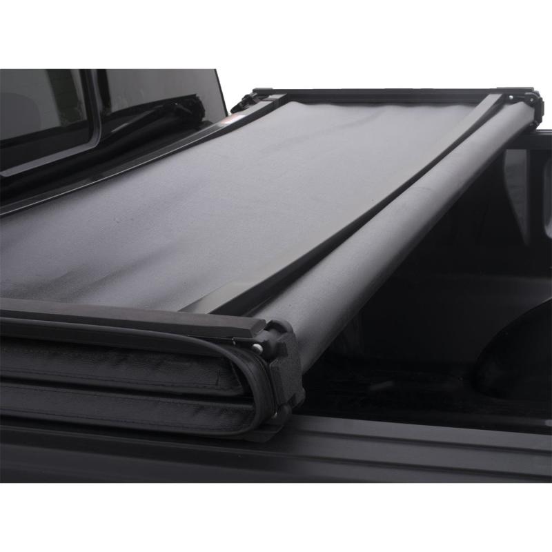 Lund 04-12 Chevy Colorado (6ft. Bed) Genesis Tri-Fold Tonneau Cover - Black