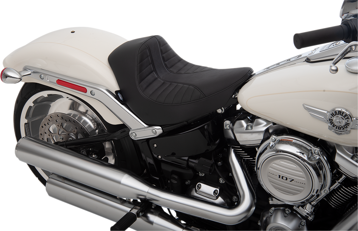 DRAG SPECIALTIES SEATS, DRAG SPECIALTIES SEATS EZ-Solo Seat with Scorpion Stitch for FLFB/S '18-'25 - Vinyl