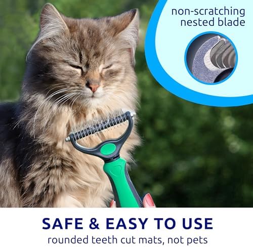 Pat Your Pet Deshedding Brush & Metal Comb Grooming Combo