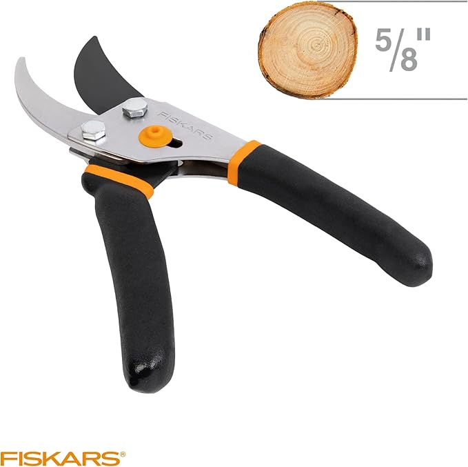 Fiskars Bypass Pruning Shears, 5/8-Inch Cut Capacity Garden Clippers, Gardening Scissors with Sharp, Rust Resistant Steel Blade