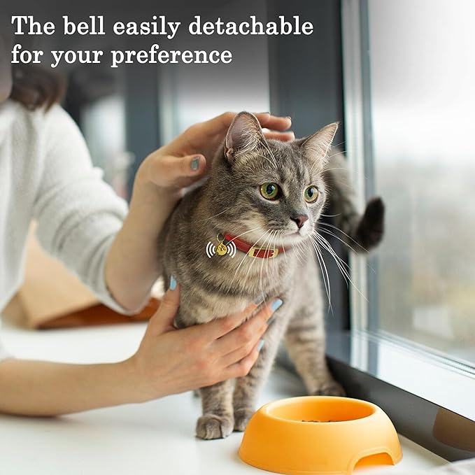 OOPSDOGGY Rolled Leather Cat Collar with Bell - Reflective Kitten Collar with Safety Elastic Strap - Adjustable Small Pet Collars for Boy Girl Cats (Black)
