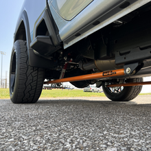 Load image into Gallery viewer, Wehrli 20-25 Chevy &amp; GMC Duramax RCLB/CCSB/ECSB 68in. Traction Bar Kit - WCFab Grey