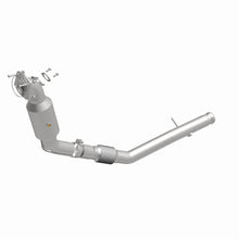 Load image into Gallery viewer, MagnaFlow 18-23 Jeep Wrangler OEM Grade Federal / EPA Compliant Direct-Fit Catalytic Converter