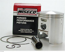 Load image into Gallery viewer, Wiseco Yamaha 175CT/DT/MX-82/ YT175 82-84 2638CD Piston Kit