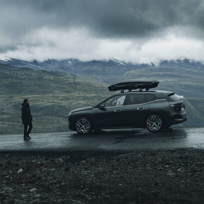Thule Motion 3 XXL Low Roof Box Glossy - Black