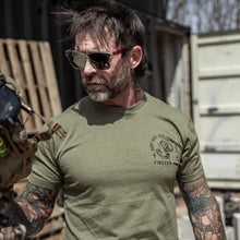 Load image into Gallery viewer, Don't Bite The Hand That Fingers You Men's T-Shirt