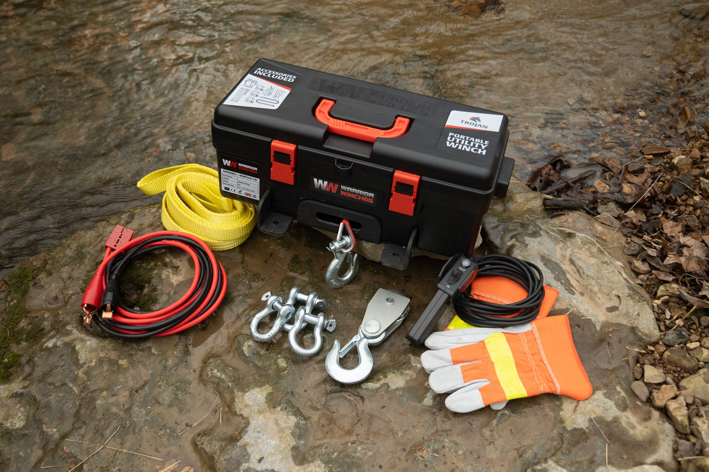 Trojan 4,000lb Portable Utility Winch - 12v Synthetic Rope