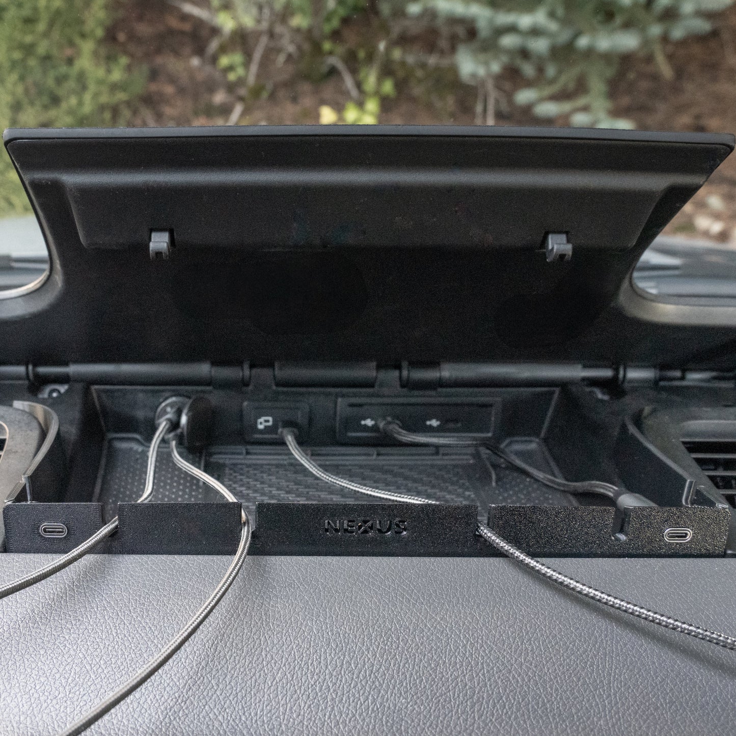 NEXUS Cord Console for Mercedes-Benz VS30 Sprinter Van