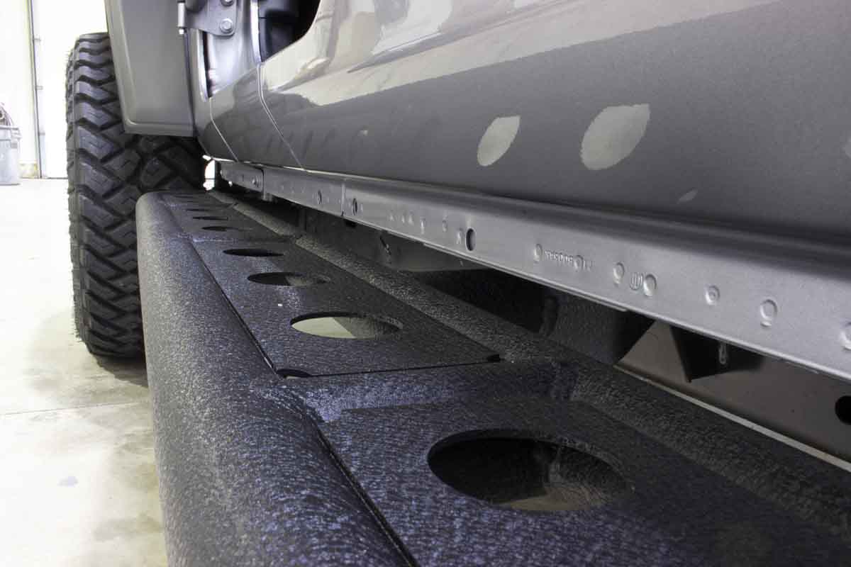 Fishbone Offroad Step Sliders 2018-2027 Jeep Wrangler JLU FB23083