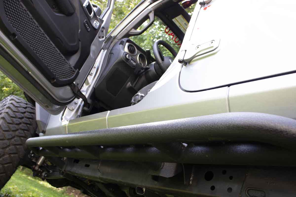 Fishbone Offroad Step Sliders 2018-2027 Jeep Wrangler JLU FB23083