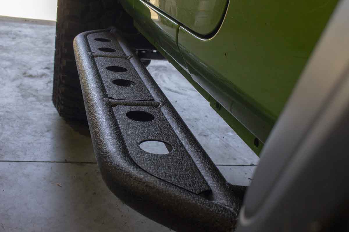 Fishbone Offroad Step Sliders For 2018-2027 Jeep Wrangler JL FB23084