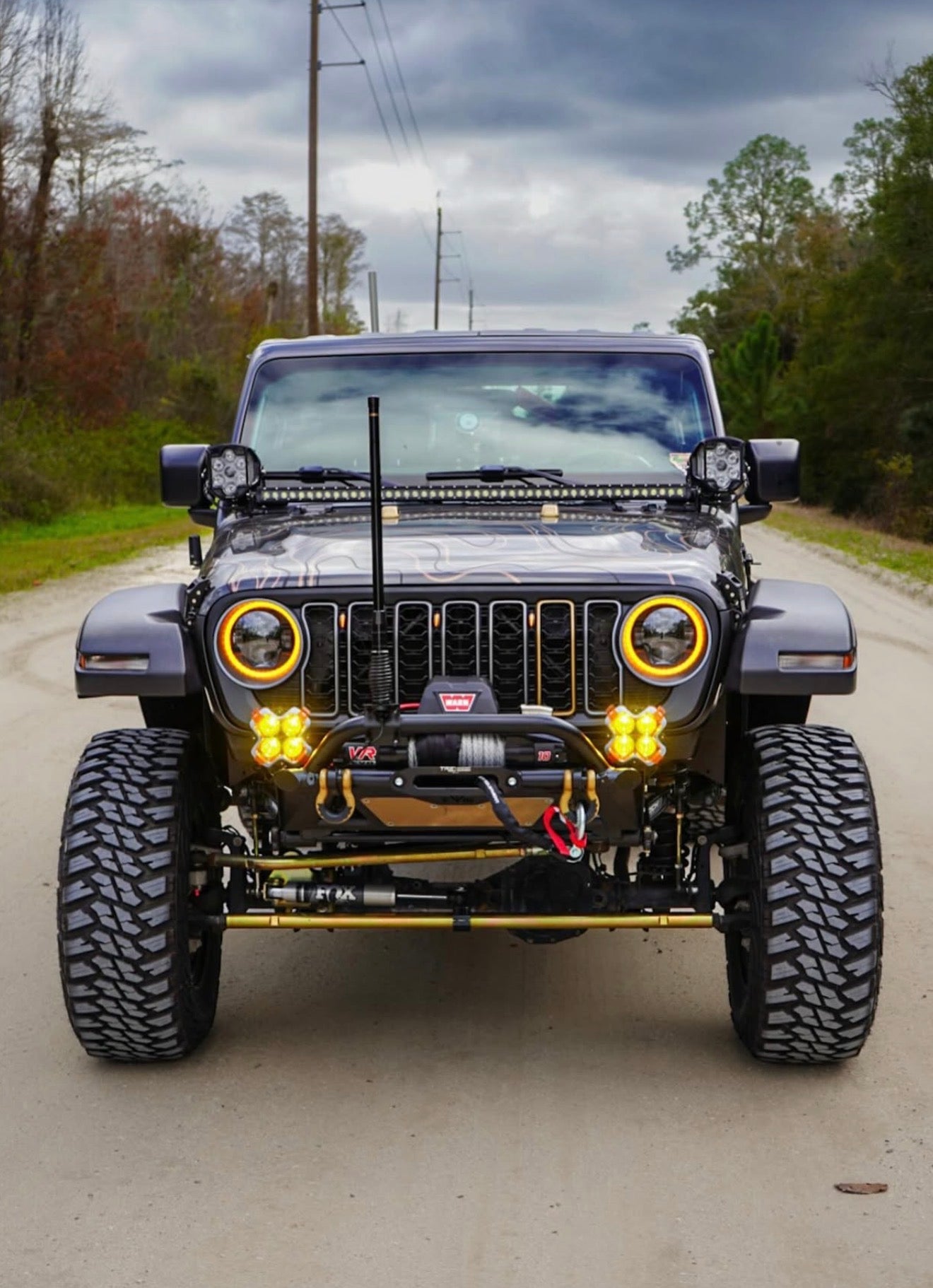 Satin Black Refreshed Style Front Grille fits Jeep Wrangler JL/ Gladiator JT *Primer Coated