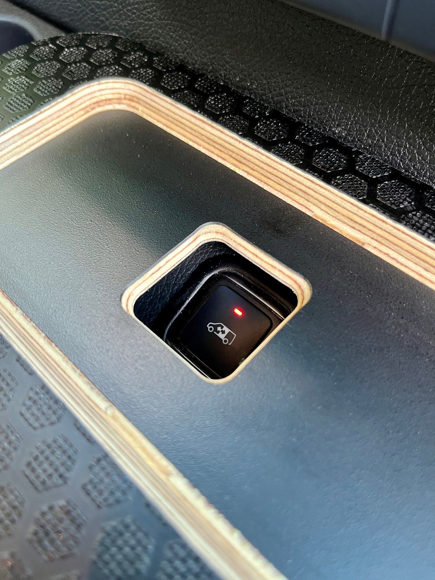 Mercedes Sprinter VS30 19-Current Black Hex Cup Holder Snack Tray