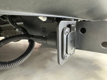 Load image into Gallery viewer, SV Shoreline Power Bracket