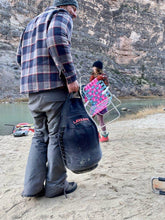 Load image into Gallery viewer, Burt's Tank Top: Insulating Propane Tank Cover