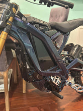 Load image into Gallery viewer, E-Bike "invisible" Vantablack Battery Wrap