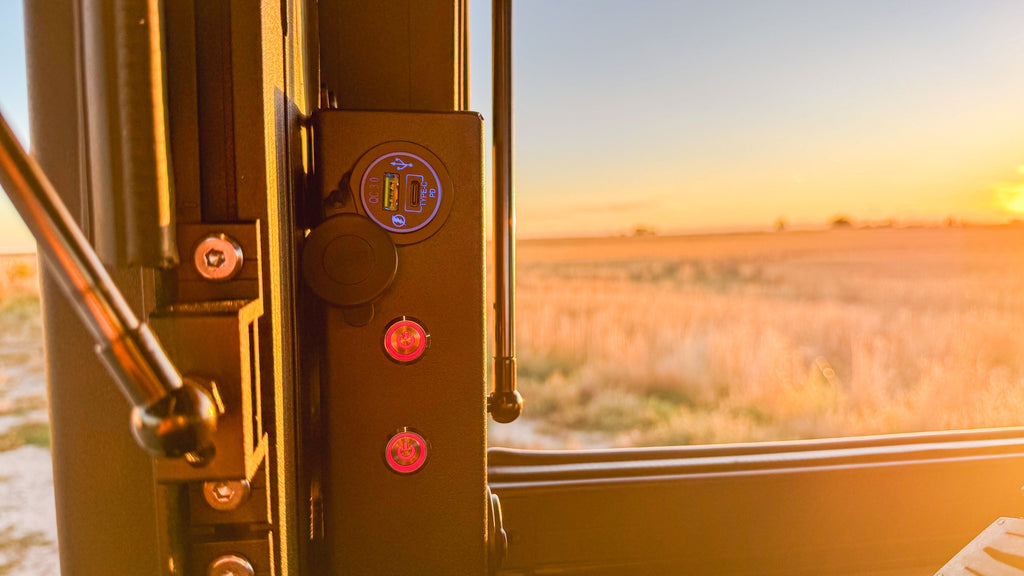 Dirtbox Canopy Camper – Modular Truck Camper Shell / Topper for Mid-Size & Full-Size Trucks (Tacoma, Tundra, F-150, Quatermaster, Ram, Silverado)