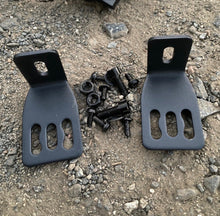 Load image into Gallery viewer, Chase LED Light Bar With Built In Strobe 32"