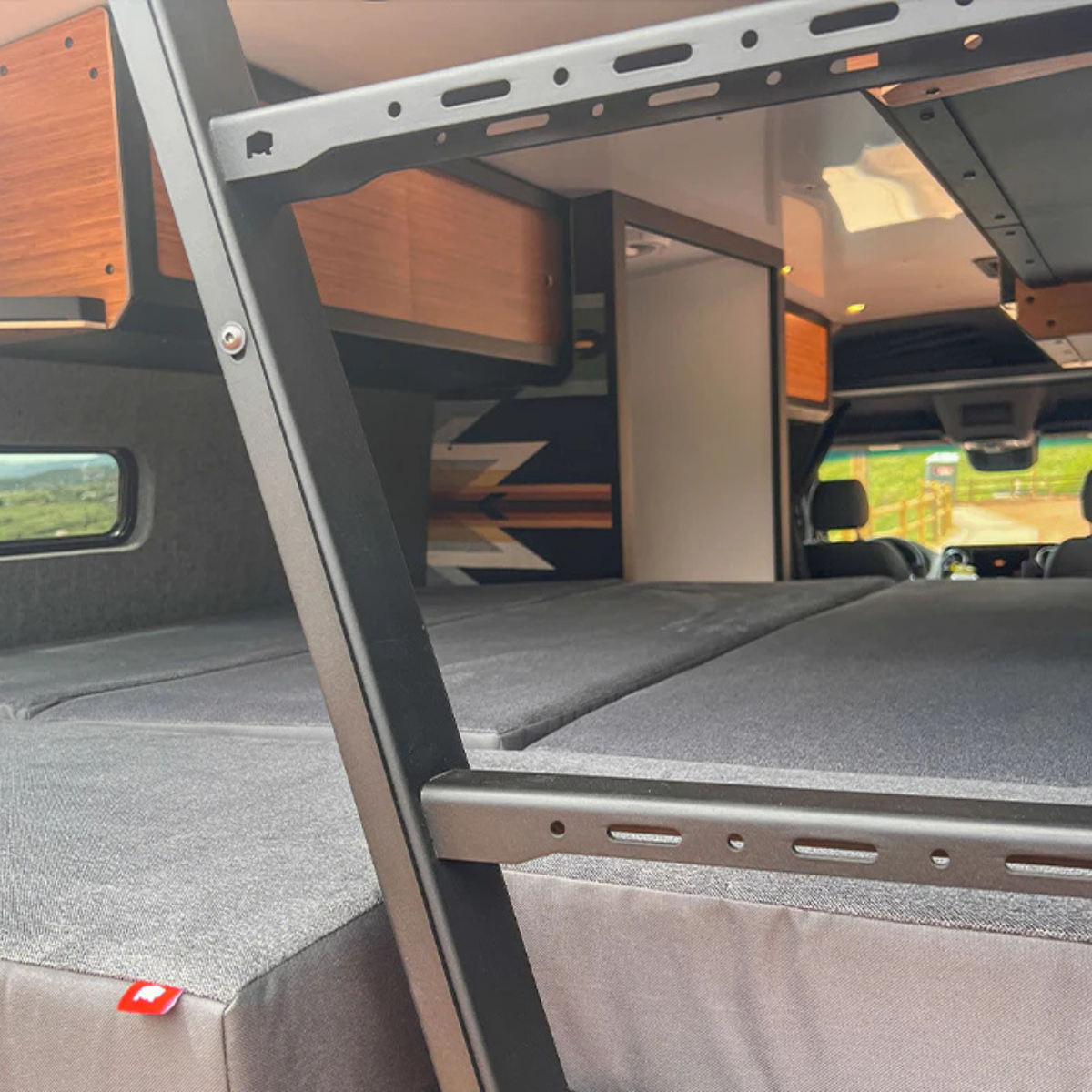 Nomad Murphy Bed & Storage System - Sprinter 170