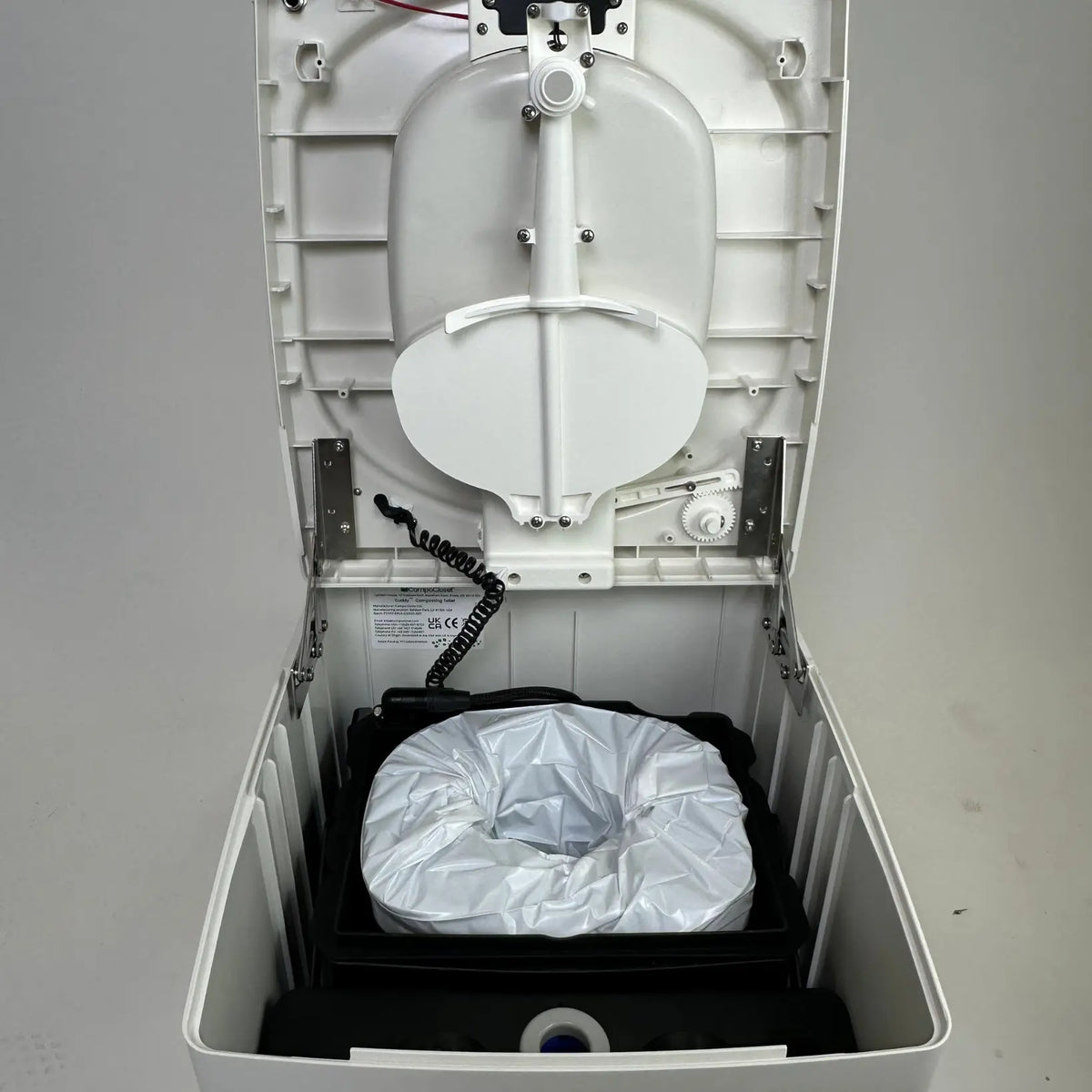 S1 Dry Flush Sealing Toilet – 12V (No Battery)
