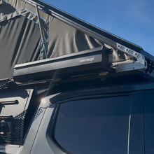 Load image into Gallery viewer, Side Hanging Pressurized Water Tank