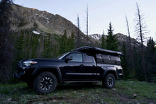 Load image into Gallery viewer, Free Standing 270-Degree Awning