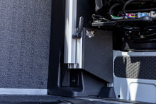 Load image into Gallery viewer, VANNON B-Pillar Mount for the LAGUN Table System