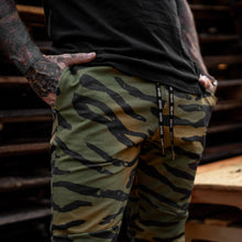 Load image into Gallery viewer, Men's Dynamic Performance Training Joggers 2.0