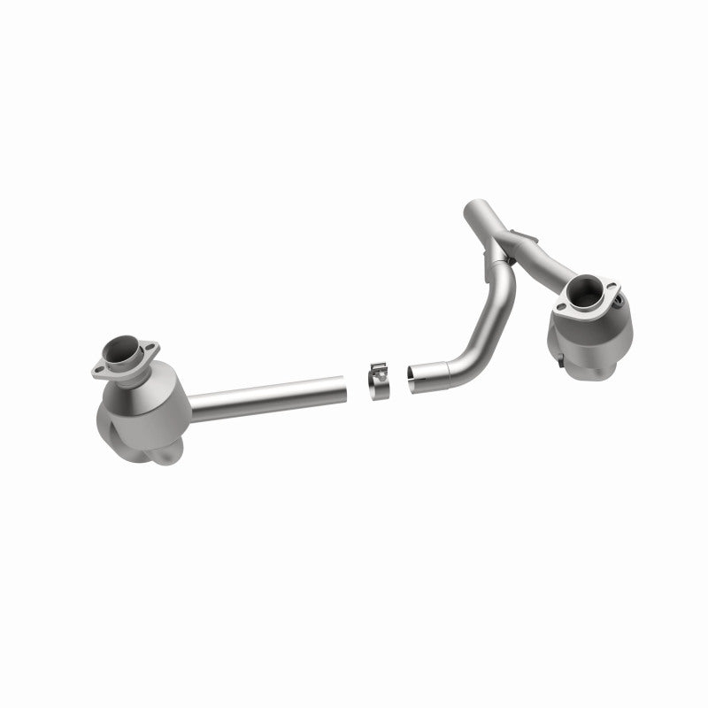 MagnaFlow Direct Fit Catalytic Converter 07-09 Jeep Wrangler 3.8L