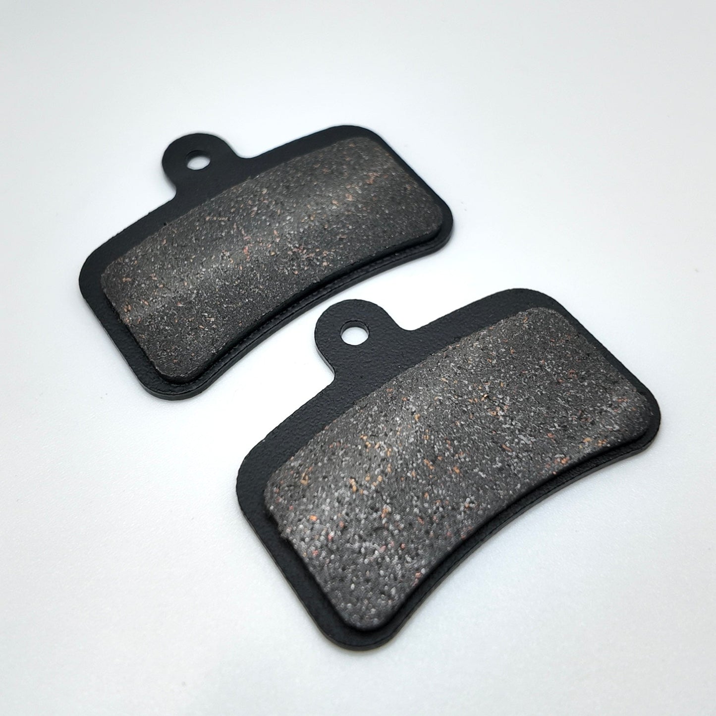 Arctic Leopard XE Pro / Throne SPRNT / Vetra Blazer Performance Brake Pads