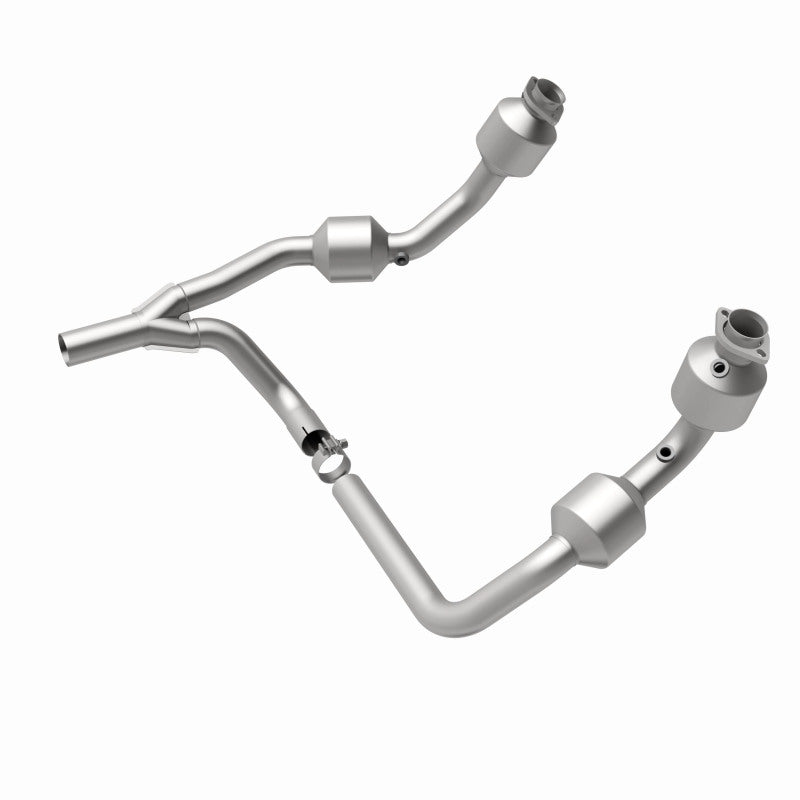 MagnaFlow Direct Fit Catalytic Converter 07-09 Jeep Wrangler 3.8L