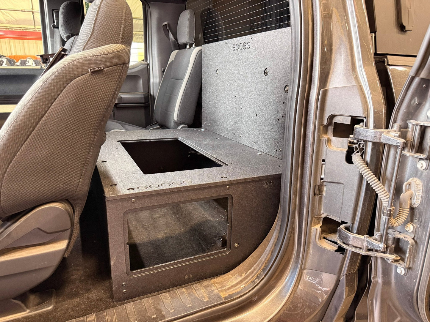 Ford - F-150 - 2015-Present - 13th & 14th Gen - Explore Series - SuperCab - Second Row - HIGH Seat Delete Plate System - Without Subwoofer