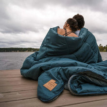 Load image into Gallery viewer, HOMESTEAD™ CABIN COMFORTER BLANKET