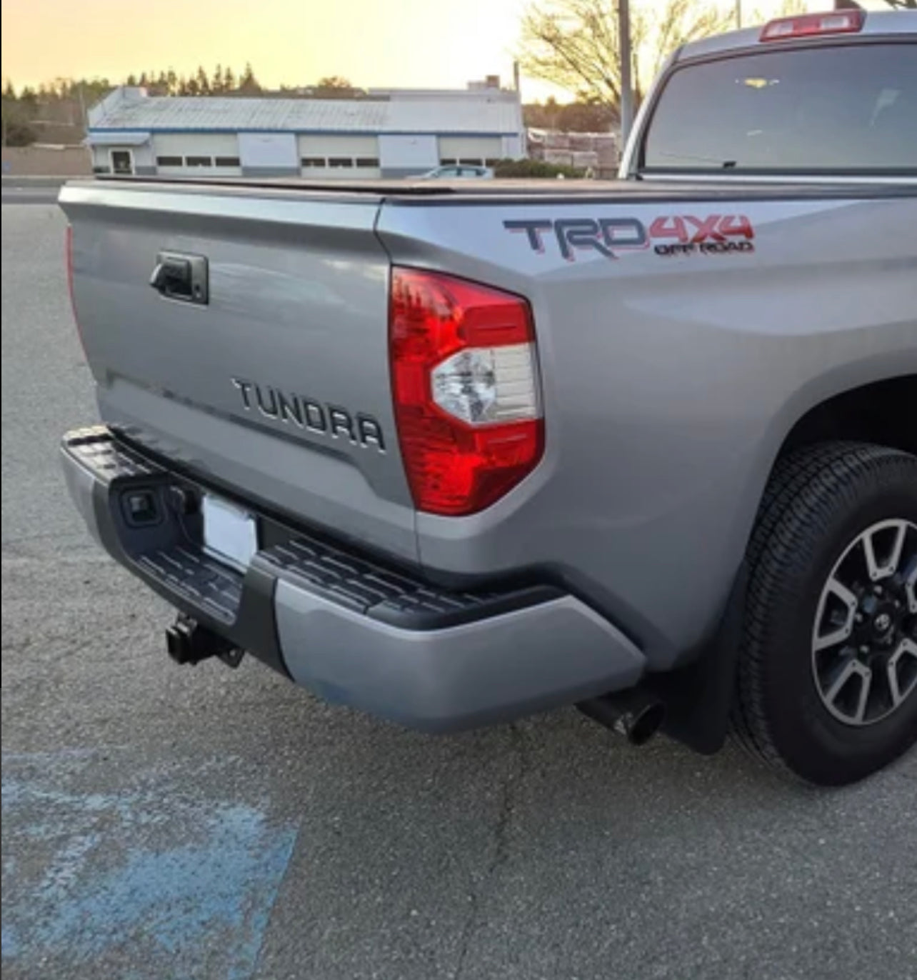 Standard 2G Tundra Rear Bumper Caps (Metal)
