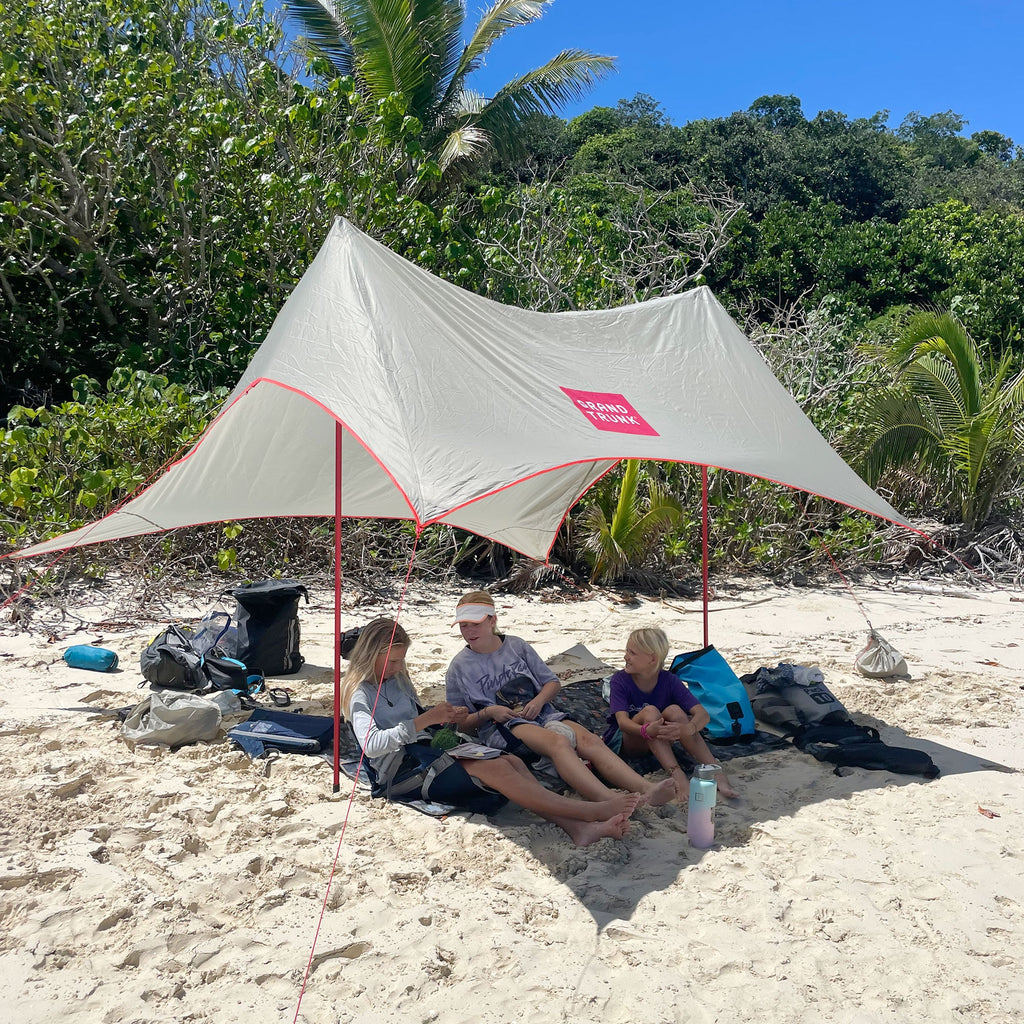 ShadeCaster 4 Person Sunshade