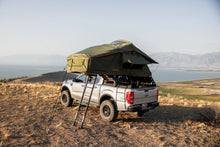 Load image into Gallery viewer, ROAM The Vagabond Rooftop Tent