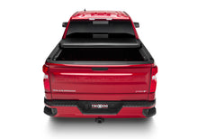 Load image into Gallery viewer, Truxedo 19-20 GMC Sierra &amp; Chevrolet Silverado 1500 (New Body) 8ft Deuce Bed Cover